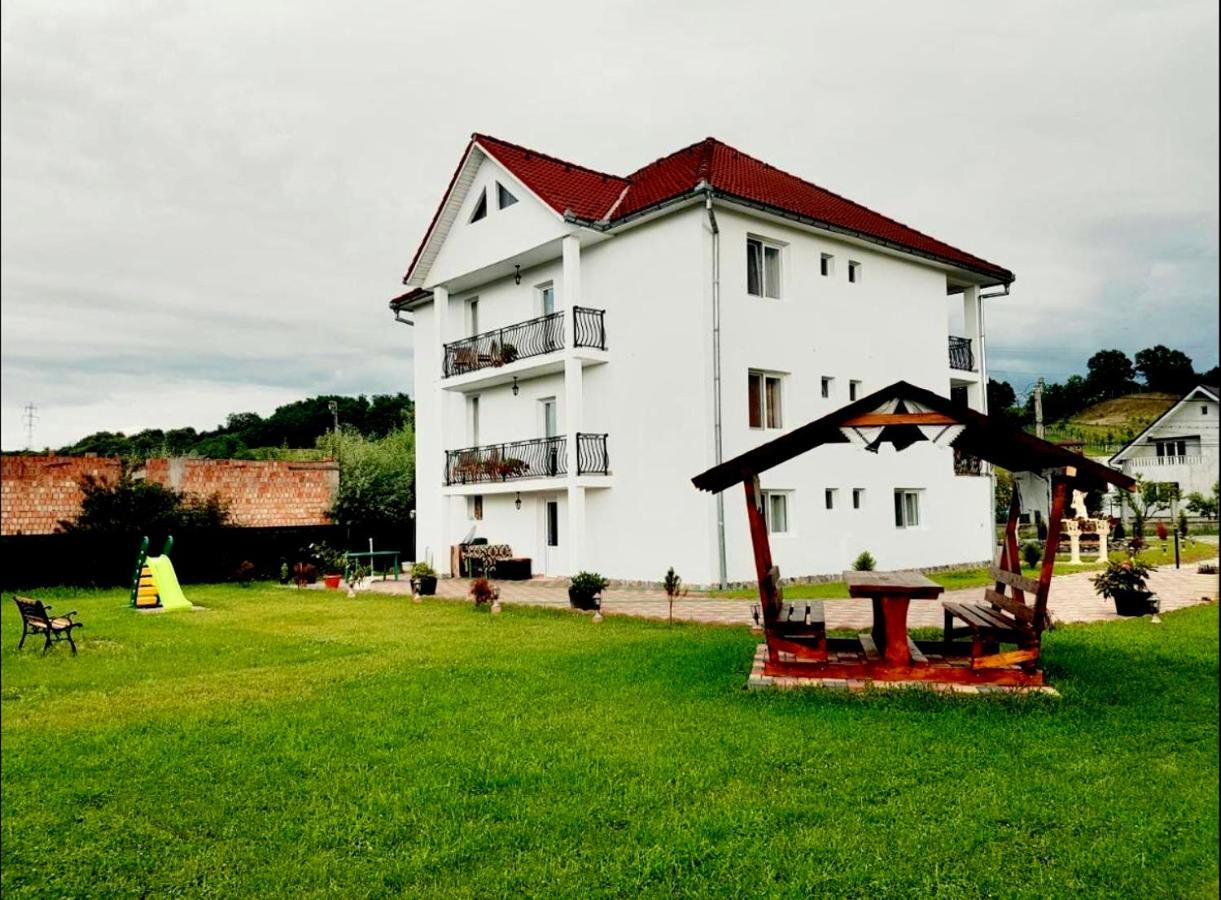 Pensiunea Casa Alba Beclean  Dış mekan fotoğraf